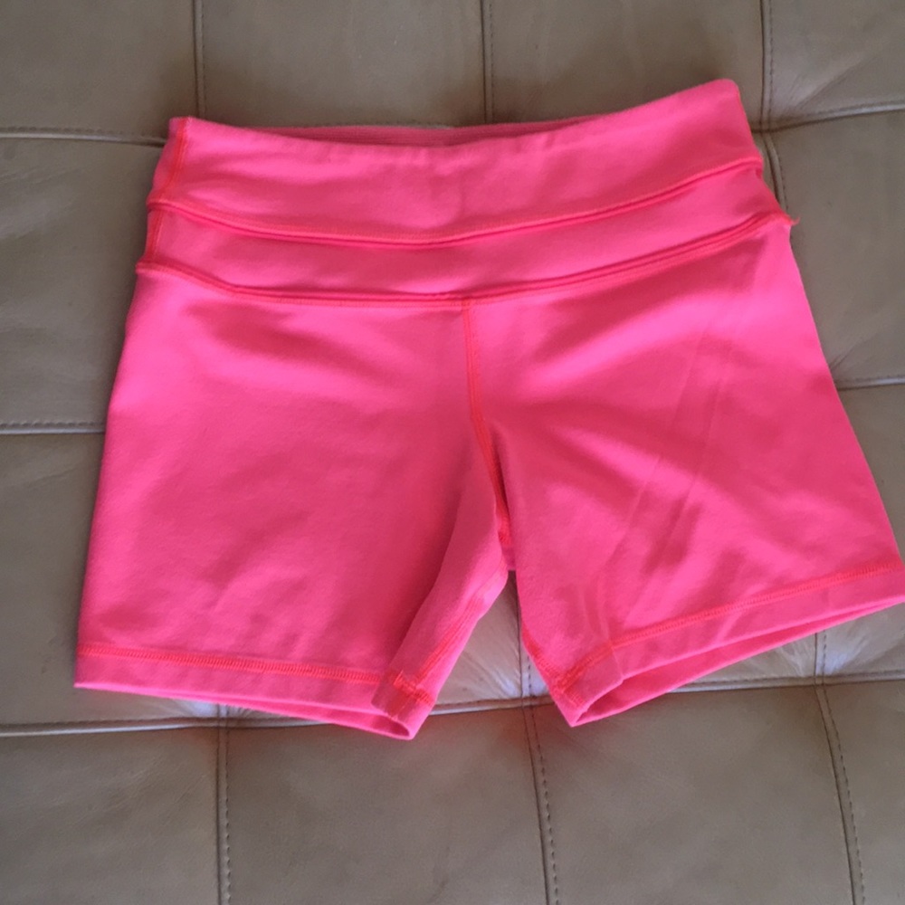 Lululemon groove short